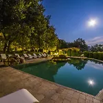 Otel Nabia 4*