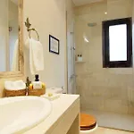 Nabia Otel 4*