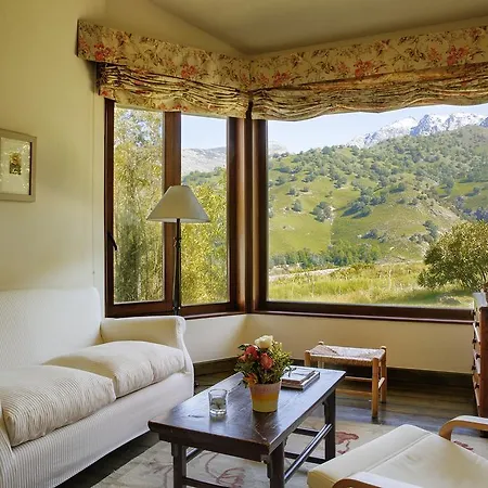 Hotel Nabia Candeleda