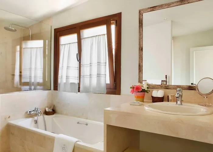 나비아 칸델레다